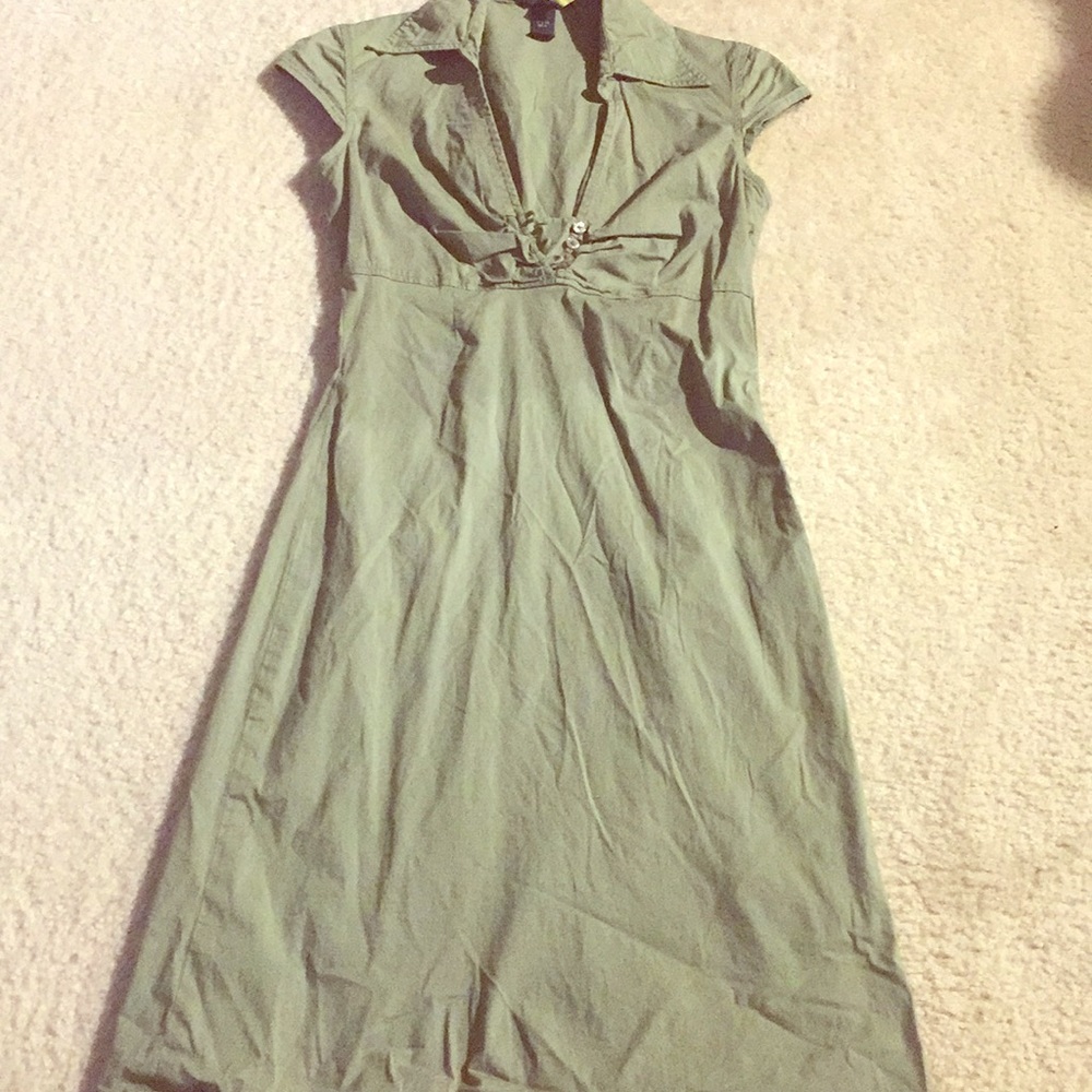 Casual green dress